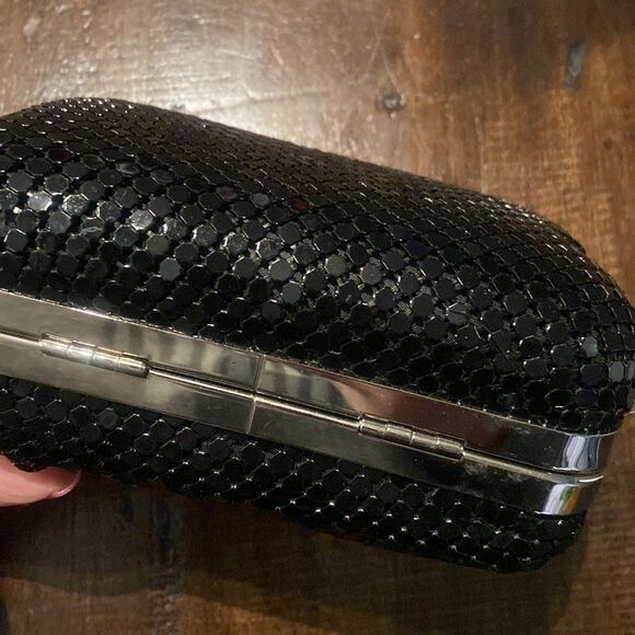 Elegant Black Metal mesh Clutch bag Formal - Picture 5 of 5